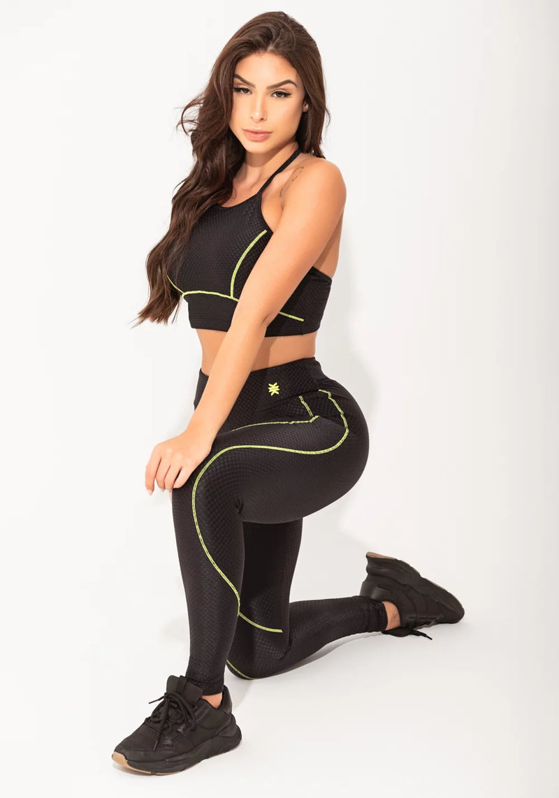 LEGGING FITNESS FEMININA PRETA TEXTURIZADA COM PESPONTO ELEGANCE